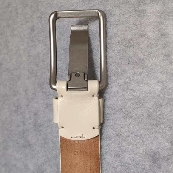 Calvin Klein Cream Leather Belt  women's Size 38 - Picture 3 of 9